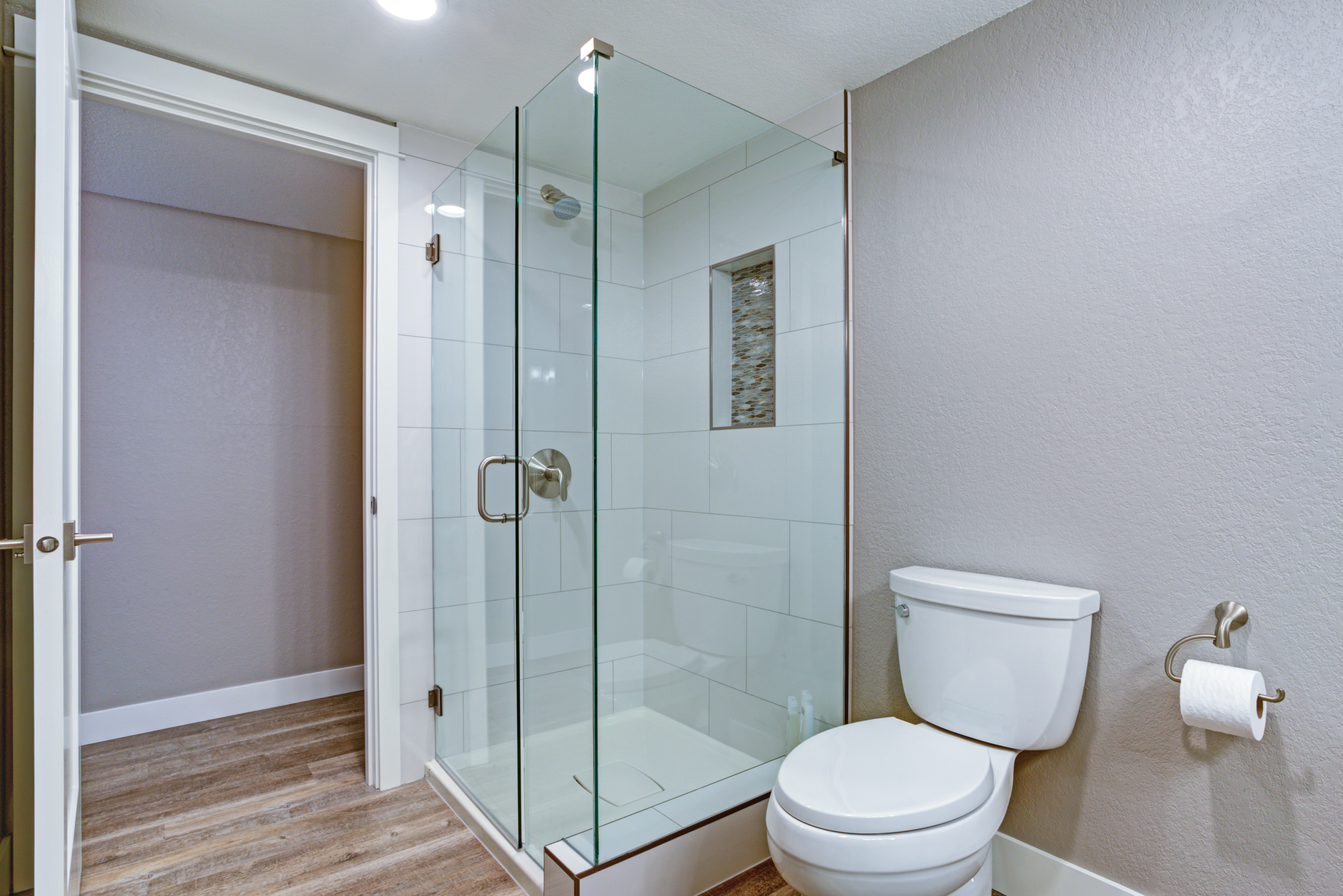 bathroom-remodeling-chicago-il-remodeling-contractors-chicago